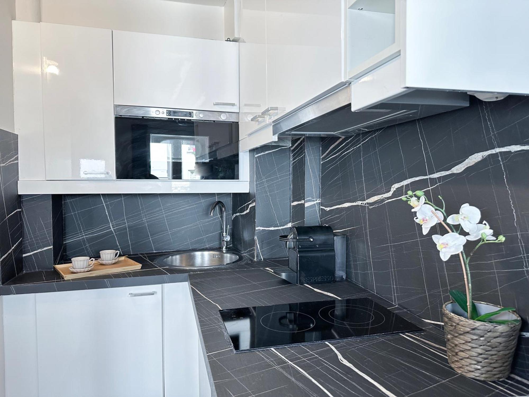 Chic Flat In Pantheon & Luxembourg Garden Apartment Париж Екстериор снимка