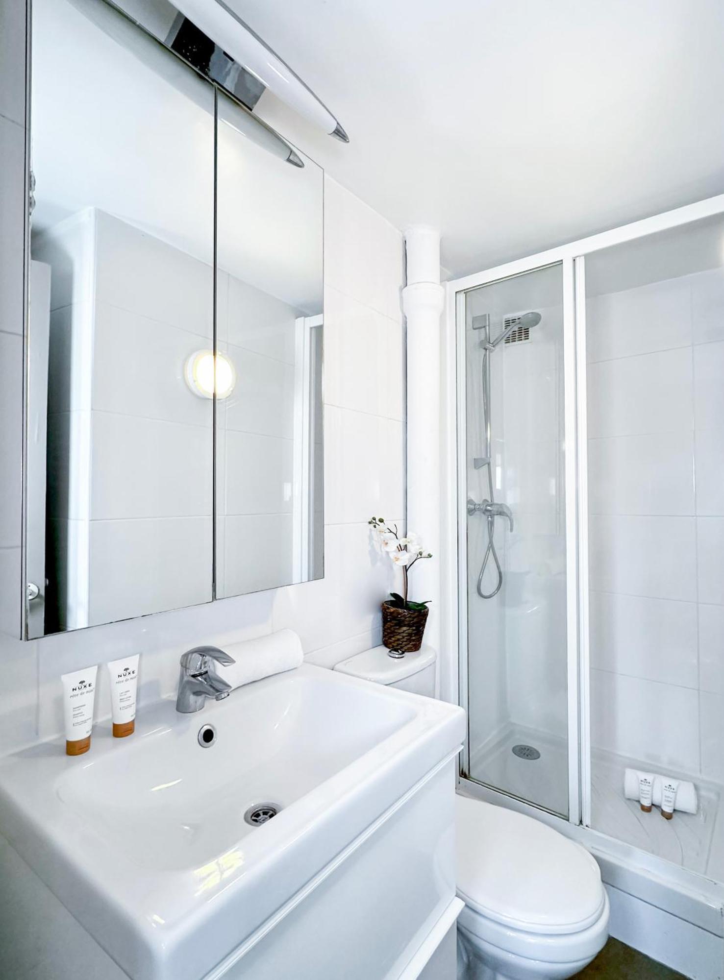 Chic Flat In Pantheon & Luxembourg Garden Apartment Париж Екстериор снимка