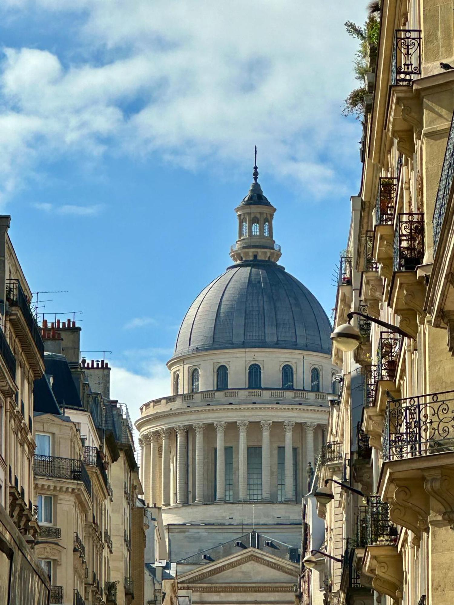 Chic Flat In Pantheon & Luxembourg Garden Apartment Париж Екстериор снимка